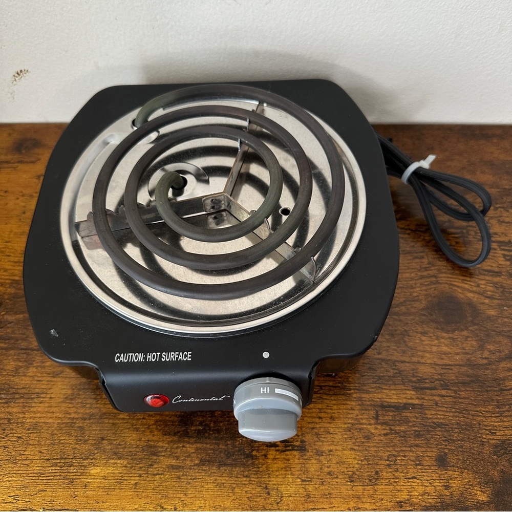 Continental Electric Single Burner Hot Plate 1100W - Model CE23309 - Black